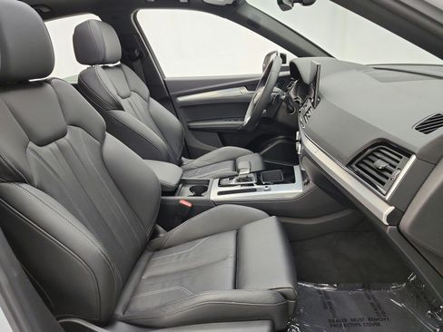 Used 2023 Audi Q5 2.0T Premium Plus w/ Premium Plus Package AWD/4WD image 19
