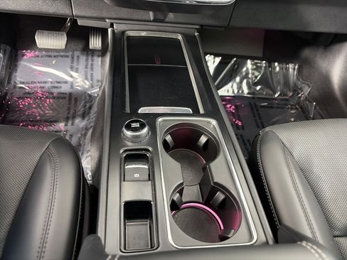 Used 2023 Lincoln Corsair Reserve w/ Equipment Group 202A image 28