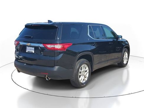Certified 2018 Chevrolet Traverse LS AWD/4WD image 4
