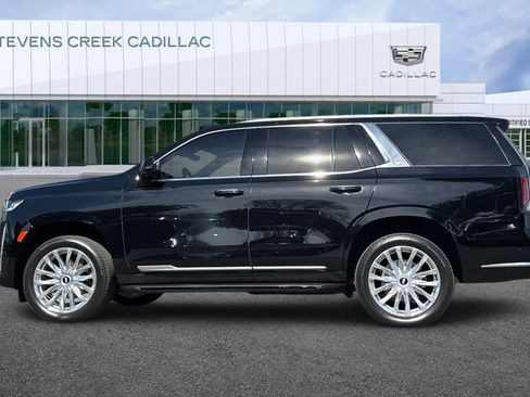 Used 2023 Cadillac Escalade Premium Luxury image 6
