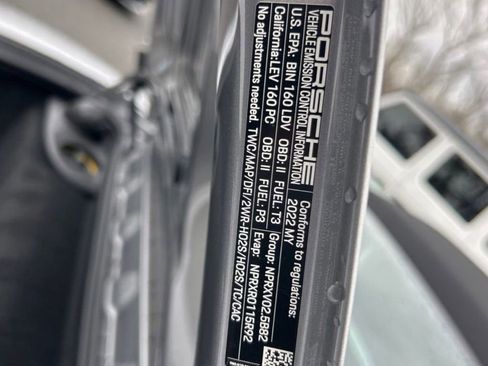 Used 2022 Porsche 718 Boxster image 21