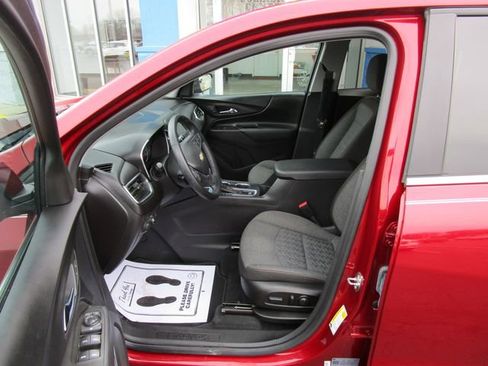 Used 2023 Chevrolet Equinox LT AWD/4WD image 19