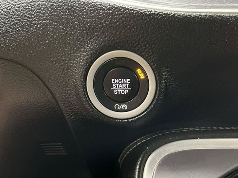 Used 2019 Dodge Challenger SXT w/ Driver Convenience Group RWD image 19