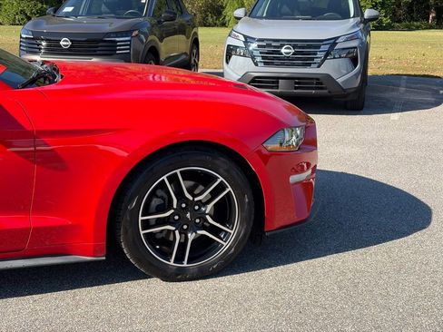 Used 2020 Ford Mustang Premium image 8