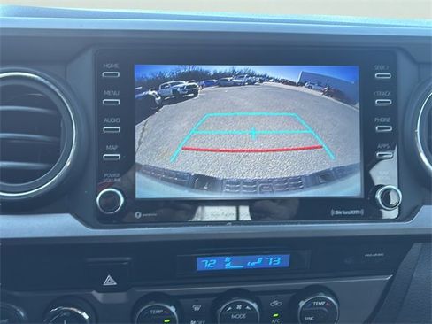 Used 2022 Toyota Tacoma TRD Off-Road image 25