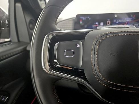New 2026 Lincoln Navigator L Black Label AWD/4WD image 19