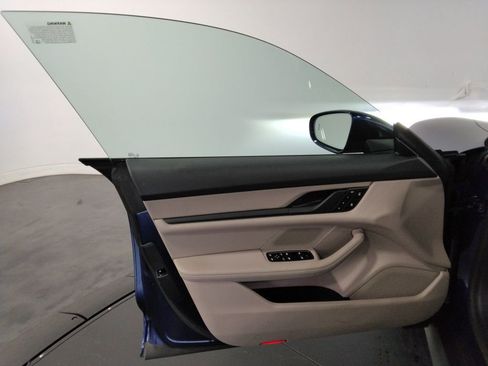 Used 2023 Porsche Taycan w/ Premium Package image 28