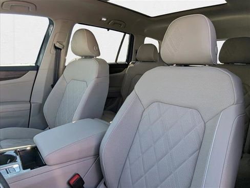 New 2026 Volkswagen Atlas SEL Premium R-Line image 25