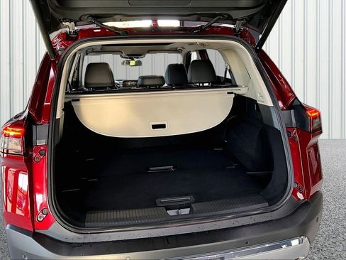 Used 2023 Nissan Rogue Platinum AWD/4WD image 24