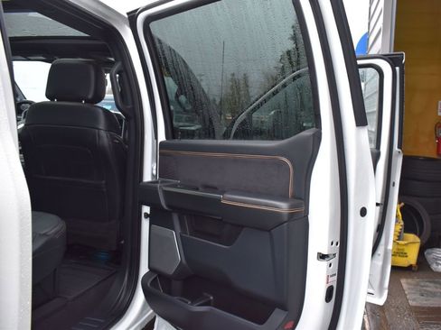 Used 2024 Ford F350 Platinum image 19