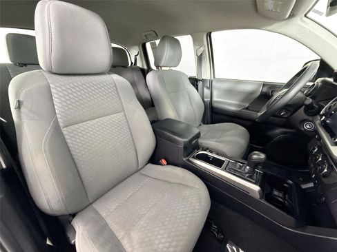 Used 2021 Toyota Tacoma SR5 image 32