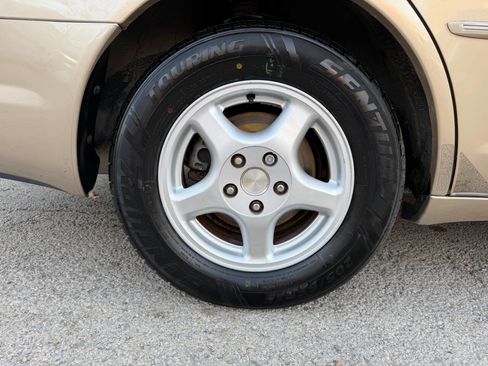 Used 2001 Toyota Avalon XL image 31