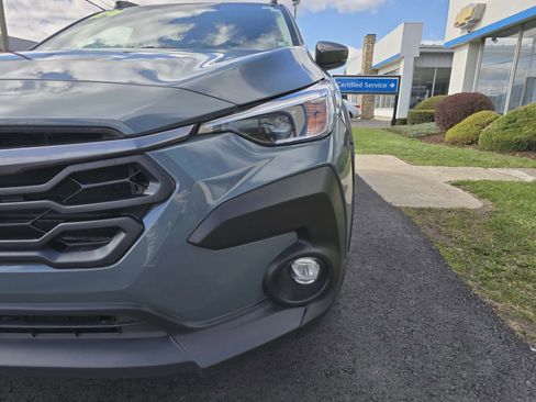 Used 2024 Subaru Crosstrek 2.0i Premium image 9