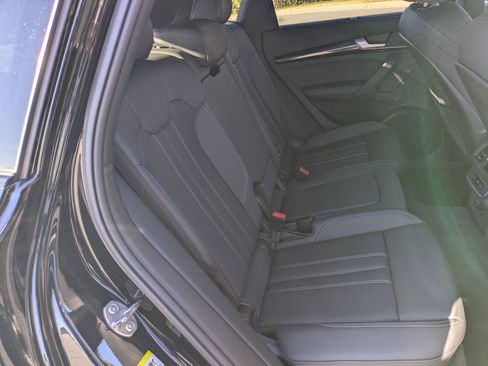 Used 2024 Audi SQ5 Premium Plus w/ Premium Plus Package image 28