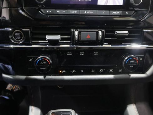 Used 2024 Nissan Pathfinder Rock Creek image 27