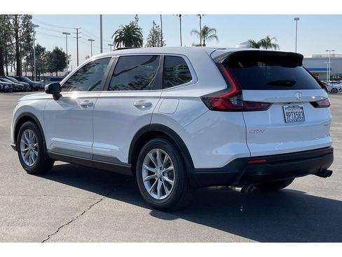 Certified 2025 Honda CR-V EX image 3