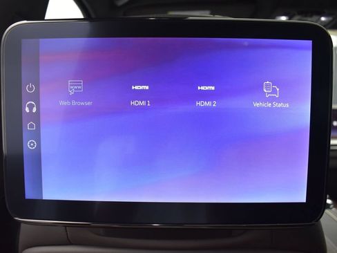 Certified 2026 Cadillac Escalade ESV Platinum Sport w/ LPO, ONYX Package AWD/4WD image 28