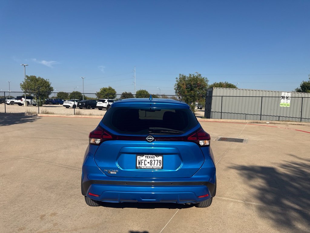 Certified 2025 Nissan Kicks Play S FWD image 4
