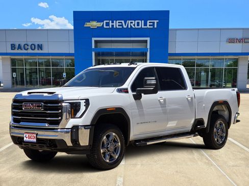 Used 2025 GMC Sierra 2500 SLE w/ SLE Value Package; AWD/4WD image 1