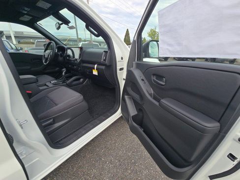 New 2026 Nissan Frontier SV AWD/4WD image 11