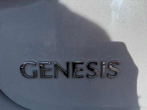 Used 2015 Hyundai Genesis 3.8 w/ Option Group 04 image 24