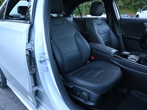 Used 2022 Mercedes-Benz A 220 A 220 image 21