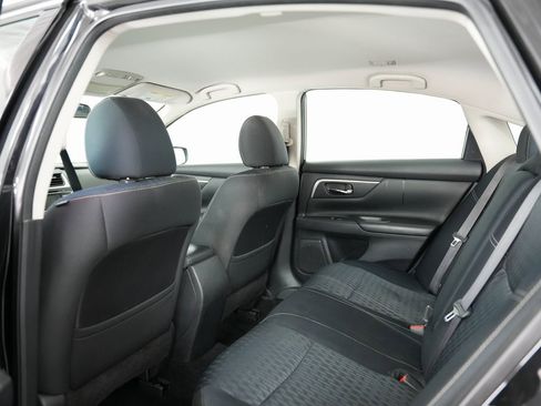 Used 2017 Nissan Altima 2.5 SV image 33