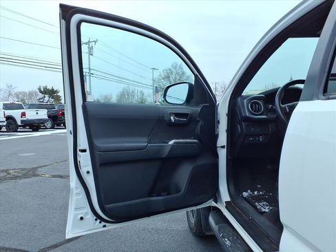 Used 2021 Toyota Tacoma TRD Sport image 20