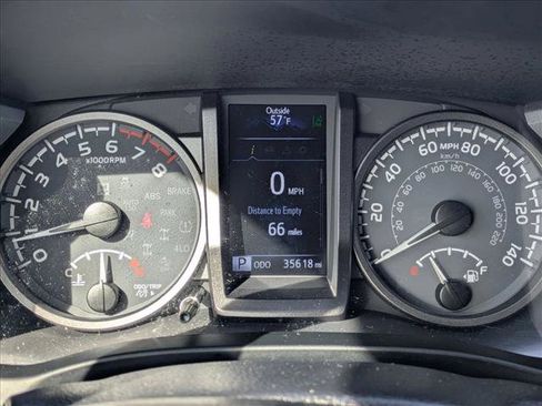 Used 2023 Toyota Tacoma TRD Off-Road w/ Black Out Package (TMS) AWD/4WD image 11