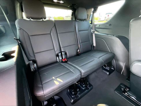 Used 2026 Chevrolet Tahoe LT w/ Comfort Package AWD/4WD image 22