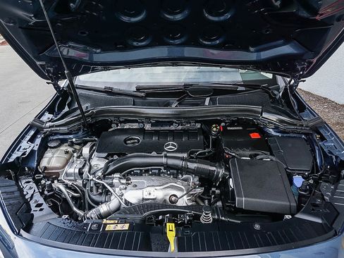 Used 2022 Mercedes-Benz GLA 250 image 35