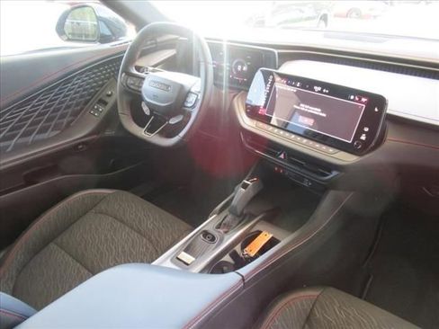 Used 2025 Dodge Charger R/T w/ Quick Order Package 25M R/T image 12