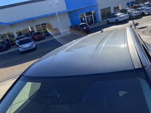 Used 2023 Nissan Rogue S image 27