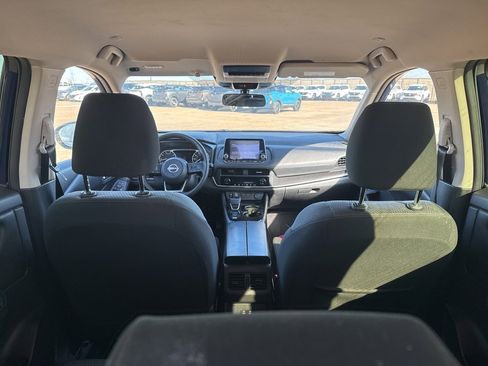 Certified 2024 Nissan Rogue SV image 26