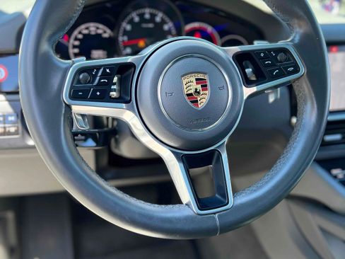 Used 2019 Porsche Cayenne AWD/4WD image 19