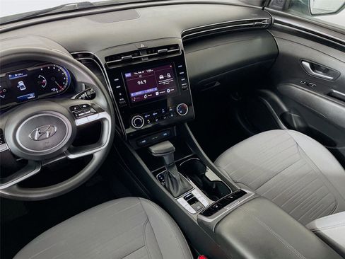 Used 2022 Hyundai Santa Cruz SEL image 25