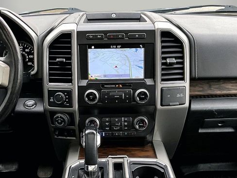 Used 2019 Ford F150 Lariat w/ Equipment Group 502A Luxury image 12