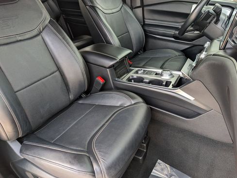 Used 2020 Ford Explorer ST w/ Premium Technology Package image 23