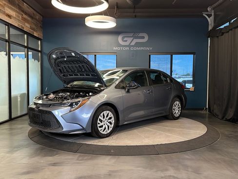 Used 2021 Toyota Corolla LE FWD image 24