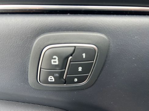 Used 2021 Ford Mustang Mach-E Premium image 29