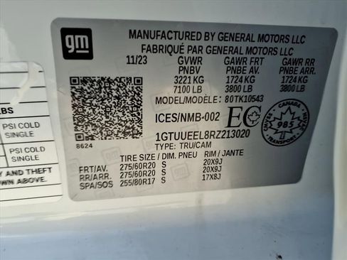 Certified 2024 GMC Sierra 1500 AT4 w/ Technology Package image 26