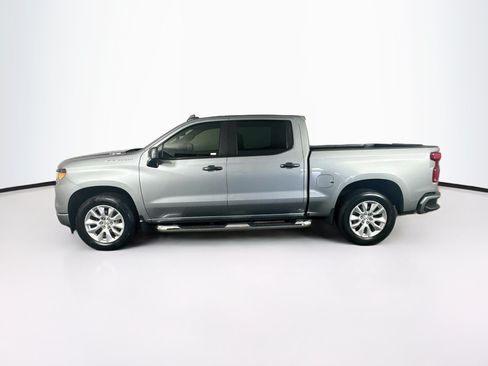 Used 2025 Chevrolet Silverado 1500 Custom RWD image 4