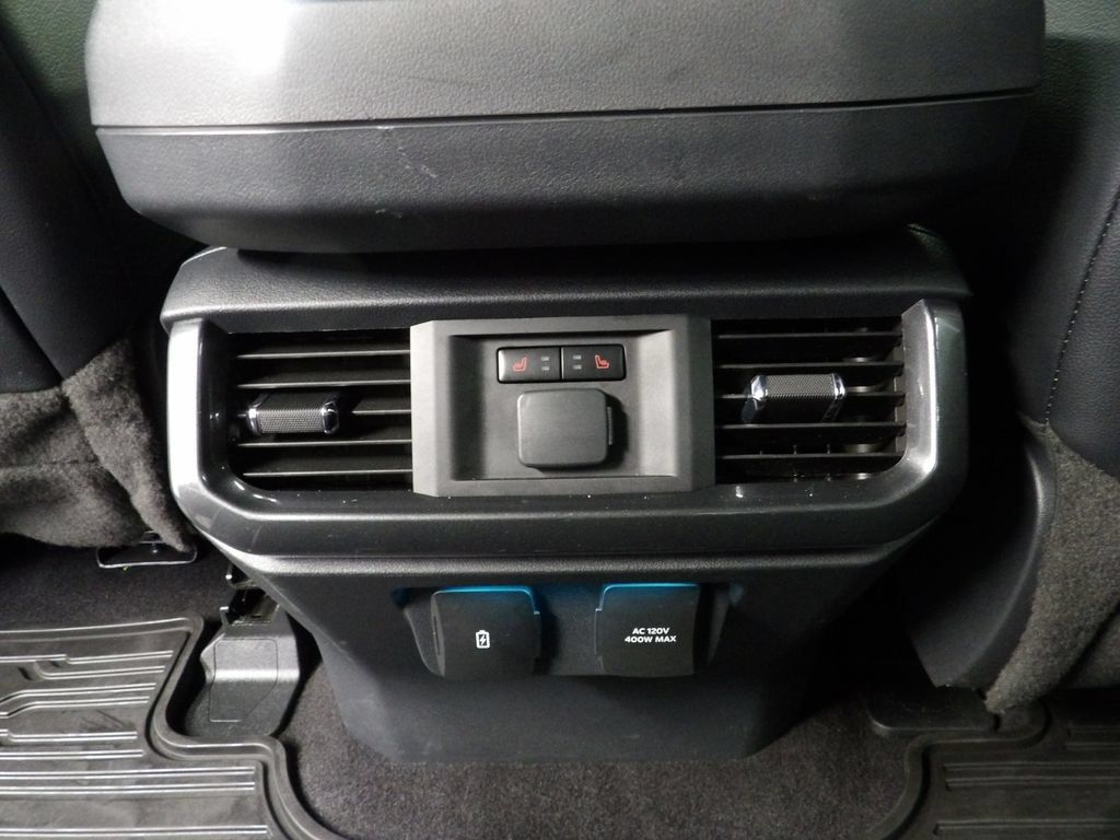 Used 2023 Ford F150 Lariat w/ Equipment Group 502A High AWD/4WD image 18
