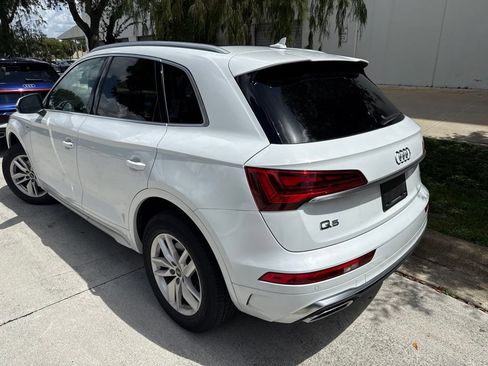 Used 2023 Audi Q5 2.0T Premium w/ Convenience Package AWD/4WD image 11