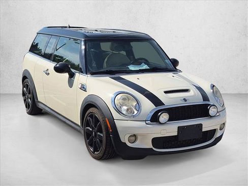 Used 2010 MINI Cooper Clubman S FWD image 3