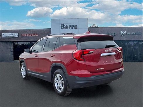 Used 2019 GMC Terrain SLE w/ Driver Convenience Package image 4