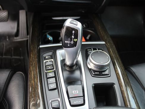 Used 2017 BMW X5 xDrive40e AWD/4WD image 28