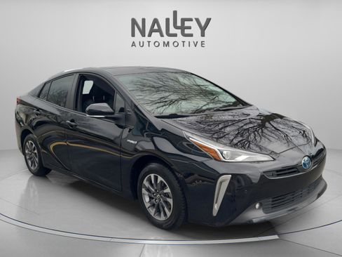 Certified 2022 Toyota Prius XLE w/ Premium Convenience Package image 8