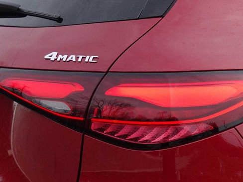 New 2026 Mercedes-Benz GLC 300 4MATIC image 17