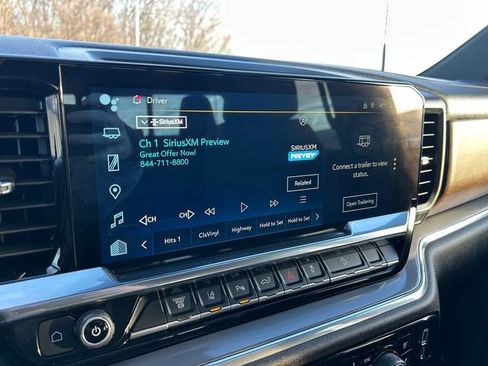 Used 2025 Chevrolet Silverado 2500 High Country w/ High Country Premium Package image 27